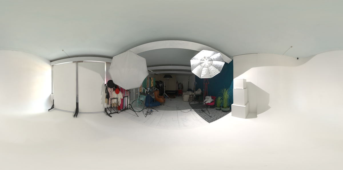 Free HDR Lighting Scenes for Blender