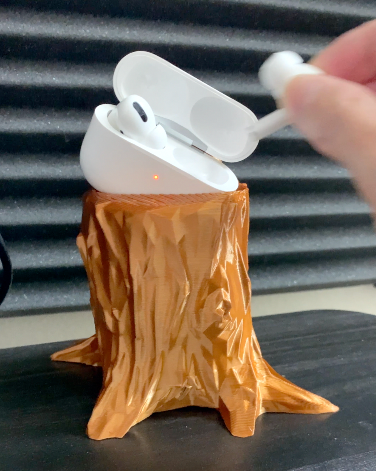 Low Poly Tree Stump AirPod Holder
