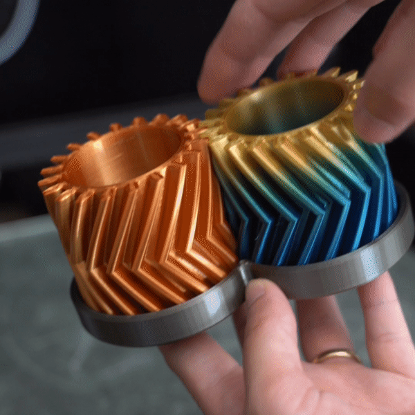 Double Helical (Herringbone) Containers
