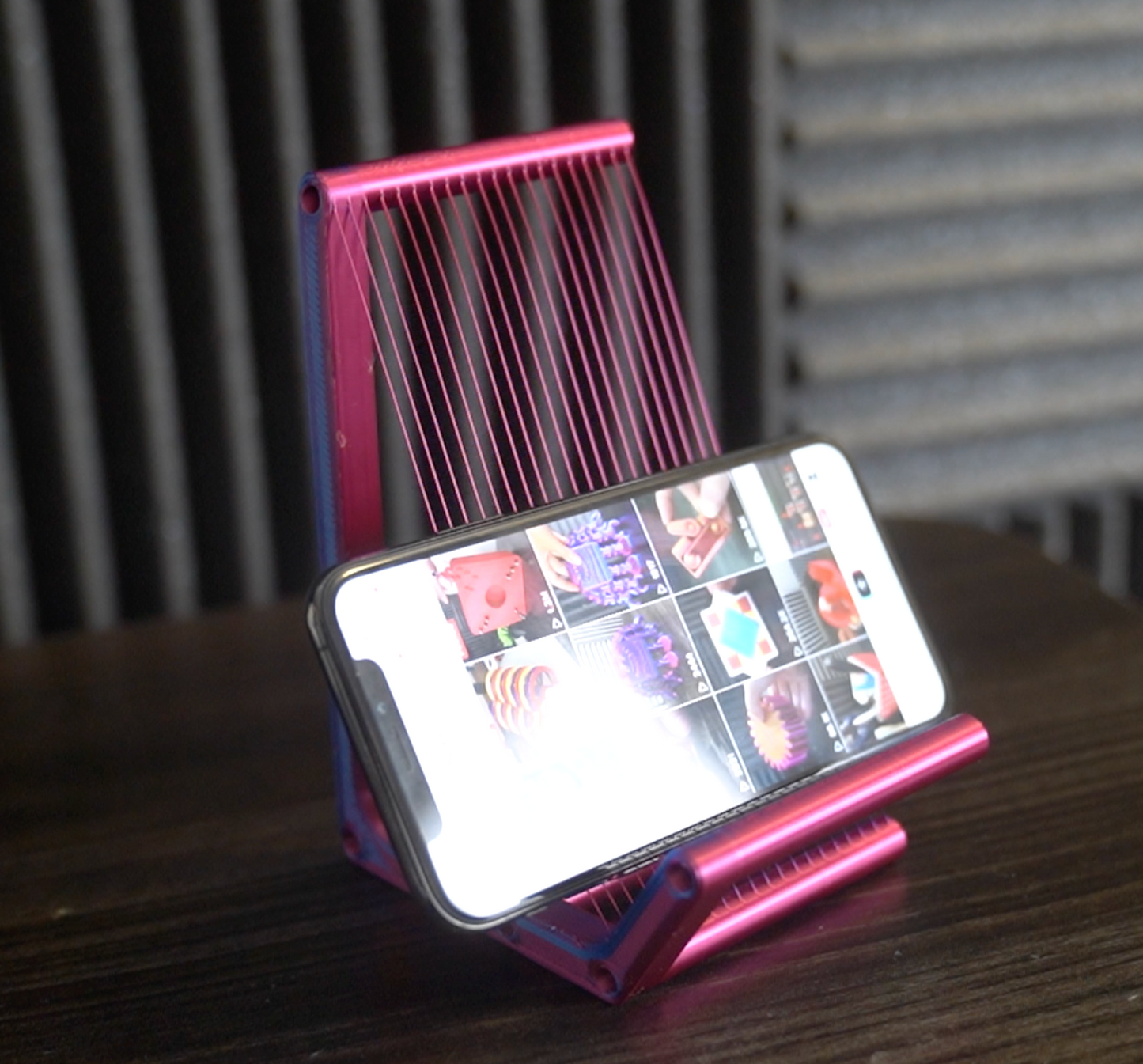 Experimental Tension Strand Phone Stand
